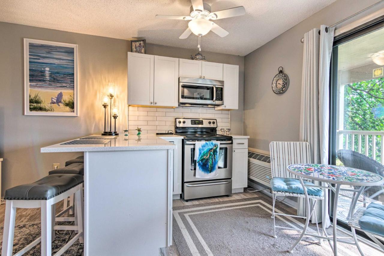 Modern Studio With Balcony About 1 Mi To Lake Lure! Exterior foto
